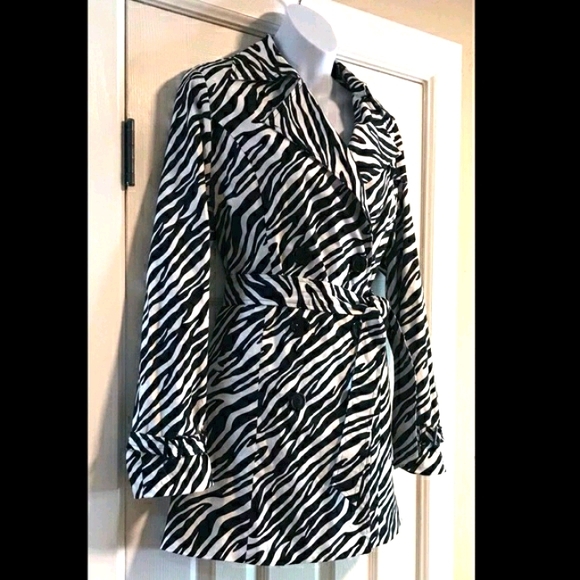 NWOT "Zebra" Rain/Trench Coat Vertigo,from Paris M - Picture 3 of 8
